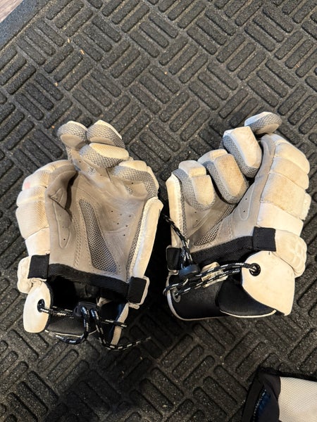 Brine King II Lacrosse Gloves 8" (Used)