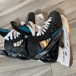 2021 True TF7 Hockey Skates Regular Width 9.5 (Used)