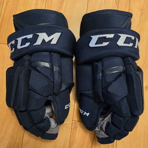 NEW! 15" CCM HG12 Gloves