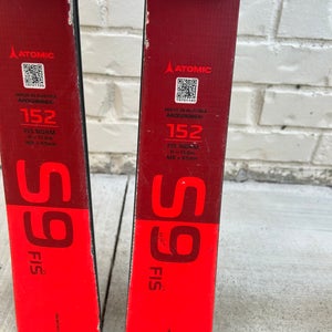 Atomic Redster S9 152 cm Racing Skis Max Din 12 (Used)