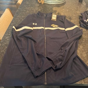 Nashville Jr Predators Men’s Large Track Suit (New)