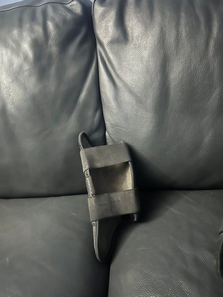 Black Senior EvoShield Shin Guards (Used)
