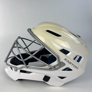 Easton Gametime Elite3 White Catcher's Helmet Size Small (6.5"-7-1/8")
