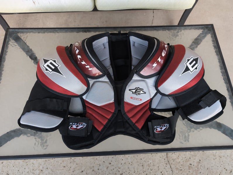 Men's Medium Senior Easton Stealth S7 Shoulder Pads (Used)