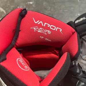 Bauer Vapor APX2 Gloves 13" (Used)