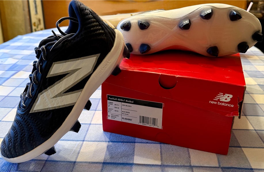 Blue Men's Size M 7.0 (W 8.0) New Balance 4040v7 Low Top Molded Cleats (New)