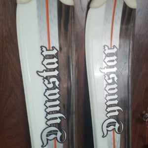 150cm SKIS WOMENS DYNASTAR LEGEND w/ ROSSIGNOL 2-7 DIN BINDINGS * USED*READY TO USE