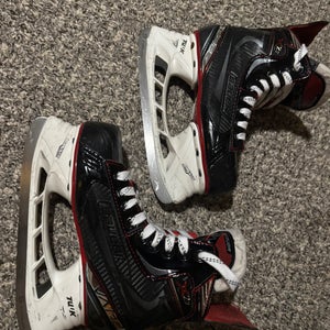 Bauer Vapor X2.7 Hockey Skates Regular Width Size 2 (Used)