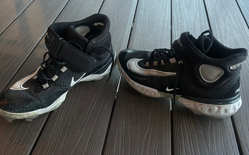Black Men's Size M 12.0 (W 13.0) Adult Nike Nike alpha huarache elite 4 High Top Metal (Used)