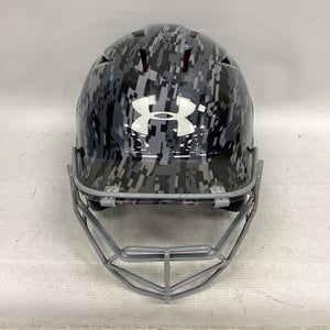 Used Under Armour SOFTBALL HELMET W/ MASK Batting Helmet w/Mask Camouflage MD 11851-S000037871
