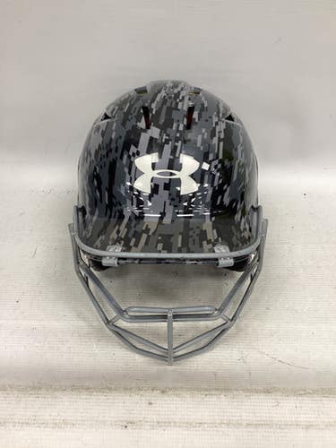 Used Under Armour SOFTBALL HELMET W/ MASK Batting Helmet w/Mask Camouflage MD 11851-S000037871