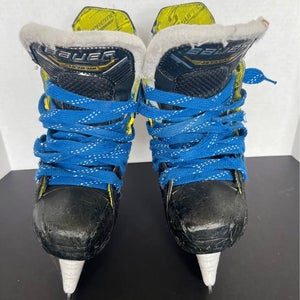 Bauer Supreme M4 Hockey Skates Regular Width Size 1.5 (Used)