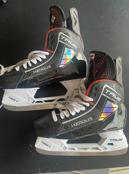 True HZRDUS 7X Hockey Skates Regular Width Size 9.5