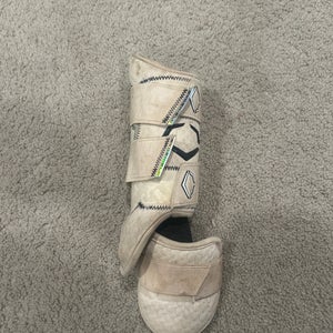 White Senior EvoShield Leg guard Shin Guards (Used)