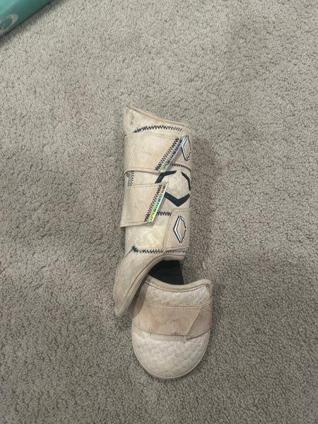 White Senior EvoShield Leg guard Shin Guards (Used)