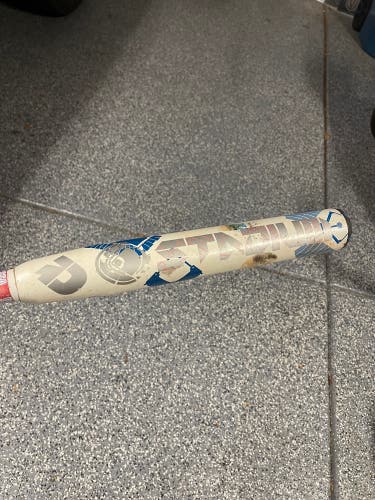 2015 DeMarini Stadium Composite Bat 27 oz 34" (Used)