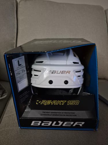 Large Bauer Re-Akt 150 Helmet (New)