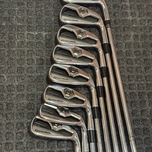 TaylorMade 2011 Tour Preferred CB RH Iron Set Stiff Flex (8 Clubs)
