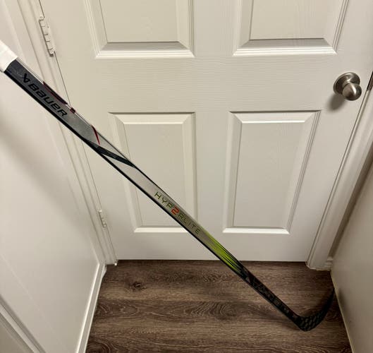 Brand New Bauer Vapor Hyperlite 2 RH Hockey Stick P88 70 Flex