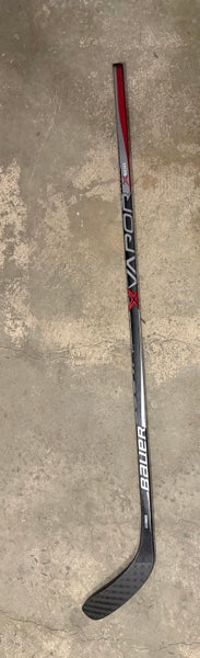 Intermediate Bauer Vapor X600 Left Hand Hockey Stick (New)