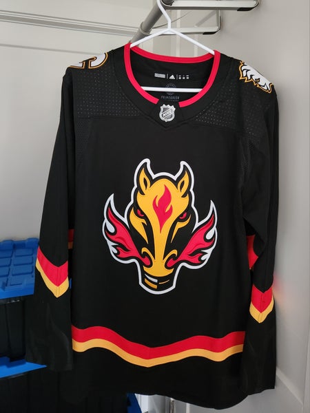 Calgary Flames Size 52 Jersey (New) Blasty Alternative Third