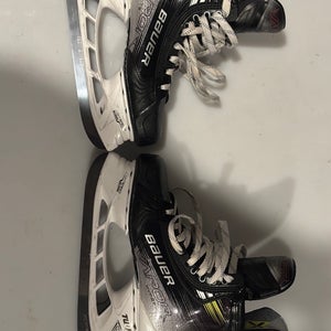 Bauer Vapor Hyperlite 2 Hockey Skates size 8 fit 1
