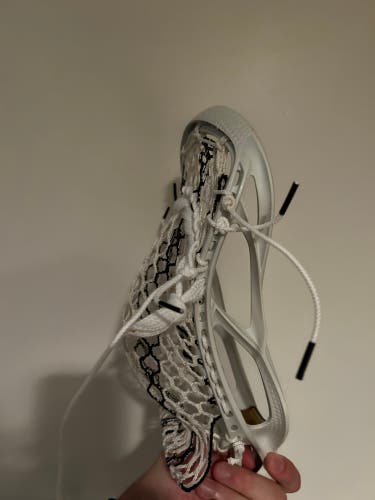 Like New STX Stallion Omega