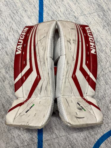 26" Vaughn Ventus SLR2 Goalie Leg Pads (Used)