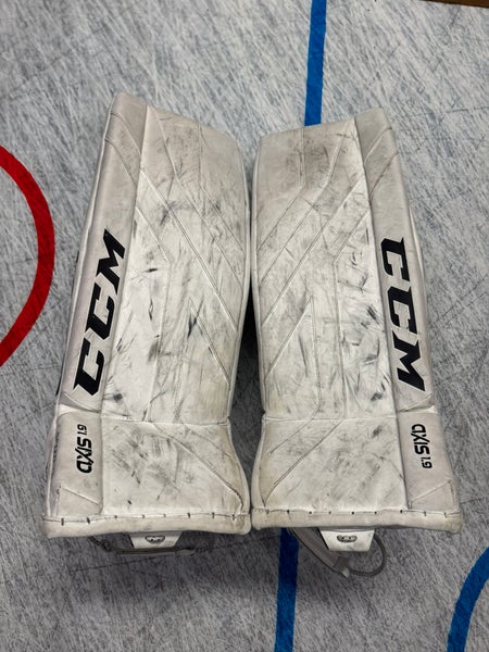 30" CCM Axis 1.9 Goalie Leg Pads (Used)