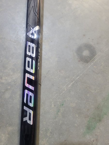 Senior Bauer Vapor FlyLite Right Handed Hockey Stick P92 (New)