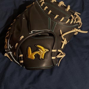 RH Catcher's Baseball Glove 34.5" (New)