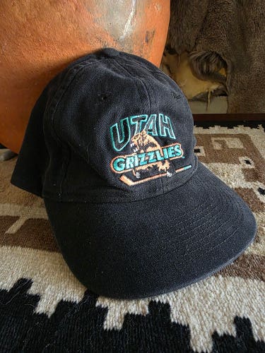 Utah Grizzlies Vintage Black Low Profile Adjustable Hat