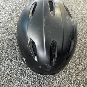 Unisex Small Giro Helmet (Used)