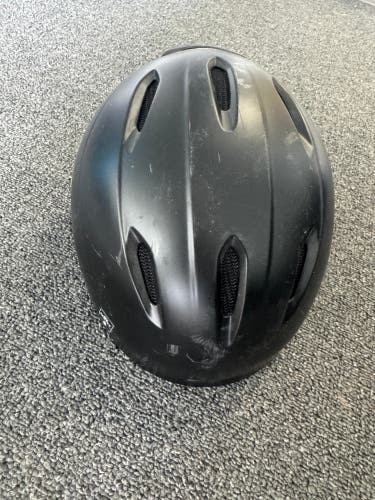 Unisex Small Giro Helmet (Used)