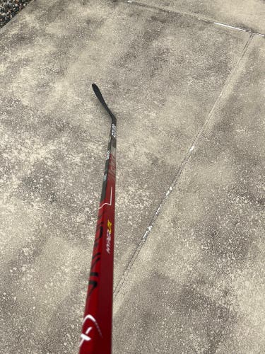 Senior Bauer Vapor Hyperlite Left Hand Hockey Stick P92 Pro Stock (New)