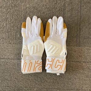 Used Marucci BB/SB Batting Gloves White SM 11614-S000221629