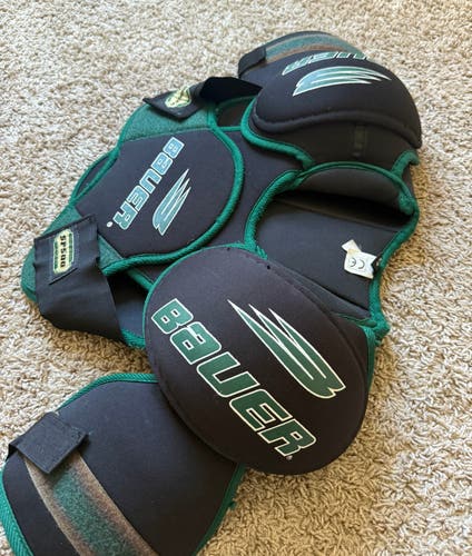 Bauer Hockey SP500 Shoulder Pads