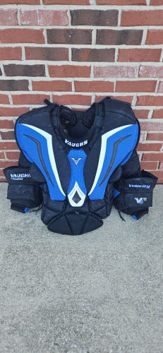 Medium Vaughn V6 2200 Pro Goalie Chest Protector