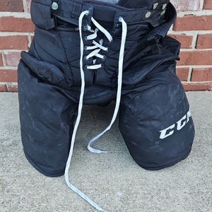 Senior Medium CCM HPG 14A Hockey Goalie Pants Pro Stock (Used)