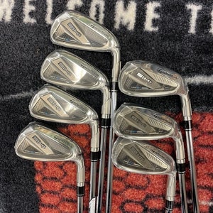 Men's TaylorMade SIM2 MAX Right Handed Iron Set Regular Flex 7 Pieces Steel Shaft (New)