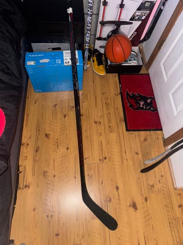 Intermediate Bauer Vapor 3X Pro Left Hand Hockey Stick P92
