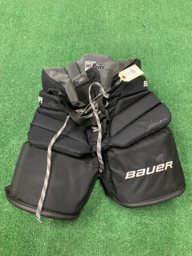 Black Intermediate Small Bauer Elite Hockey Goalie Pants (Used)