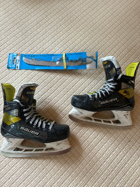 Bauer Supreme 3S Pro Skates - Size 6
