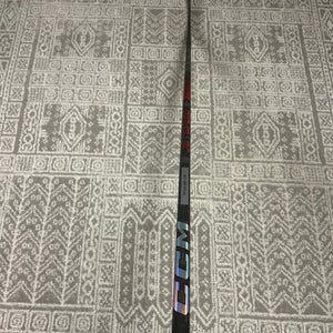 BRAND NEW Senior CCM Jetspeed FT7 Pro 
Right Handed Hockey Stick P29 Curve
