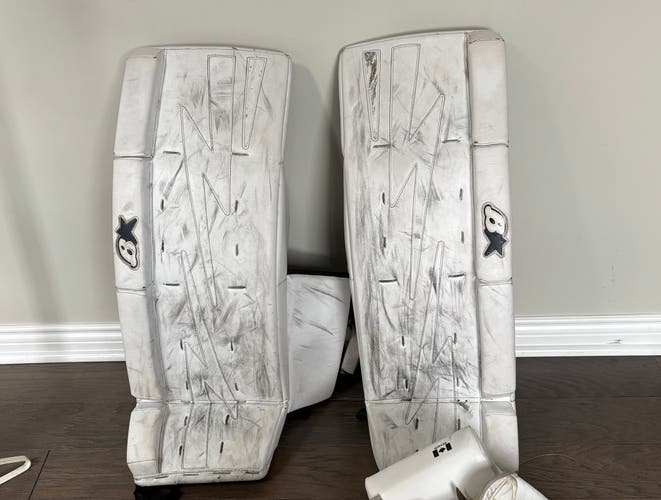 29" Brian's Netzero Goalie Leg Pads (Used)