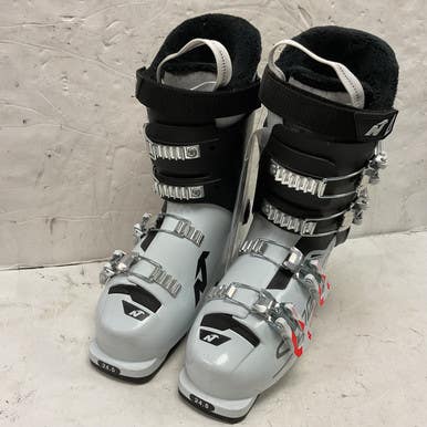 Used Nordica SPEED J4 Boys DH Ski Boot White 245 MP - M06.5 - W07.5 11855-S000190919