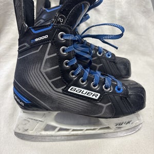 Junior Size 2 Bauer Nexus N6000 Ice Hockey Skates