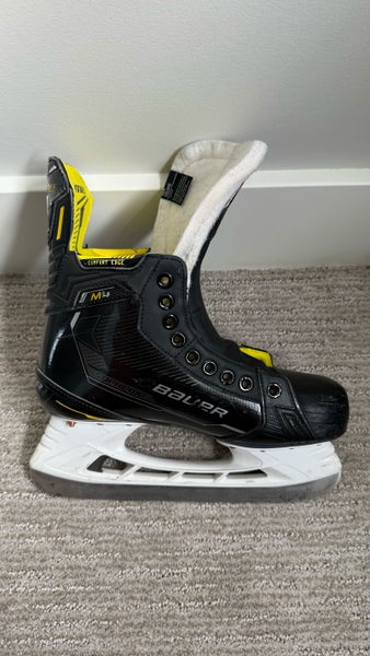 Bauer Supreme M4 Hockey Skates Size 5 (Used)