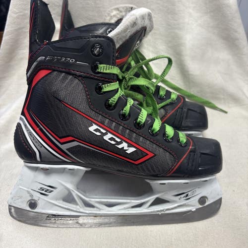 Junior Size 3.5 CCM JETSPEED FT370 Ice Hockey Skates. Excellent Condition