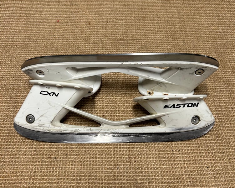 Easton CXN Mako Skate Holders and Steel Runners 263